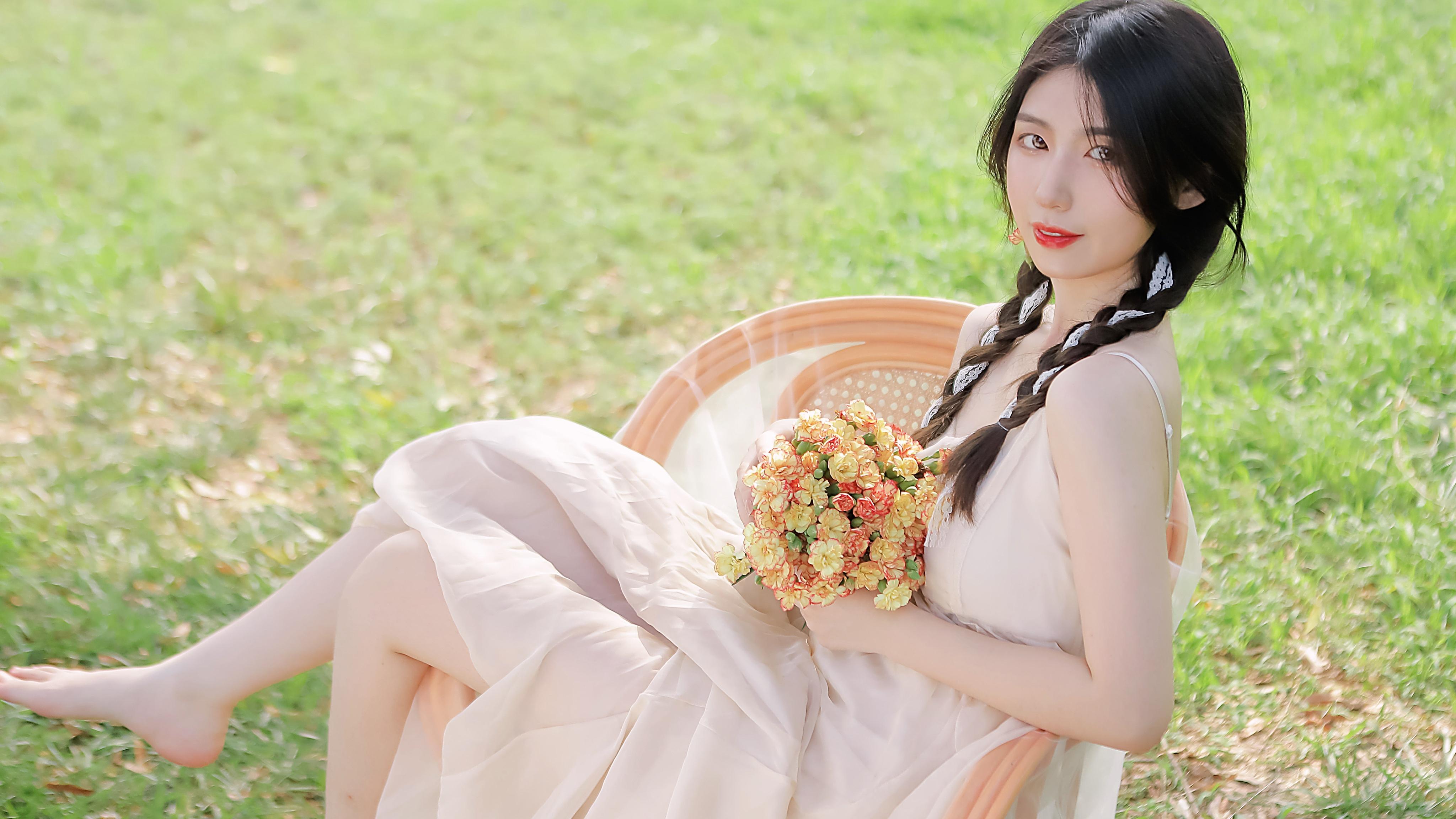 特朗普说“没人关心”爱泼斯坦，马斯克回怼：赶紧公布文件！ | 国际识局